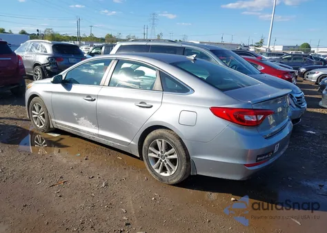 2017 Hyundai Sonata Se z USA, uszkodzony, nr VIN 5NPE24AF2HH450855